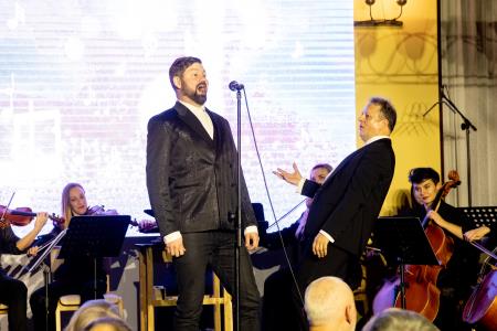 RADIO 94 OSEBNOST LETA 14.1.2023 - Valter Leban-7465